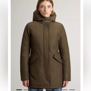 Woolrich Women's Artic Parka Dark Green Hooded Ramar Cloth